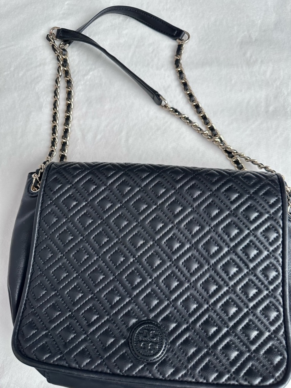 Tory Burch Black Marion Quilted Leather Convertible Shoulder Bag with Gold Chain - Picture 2 of 7